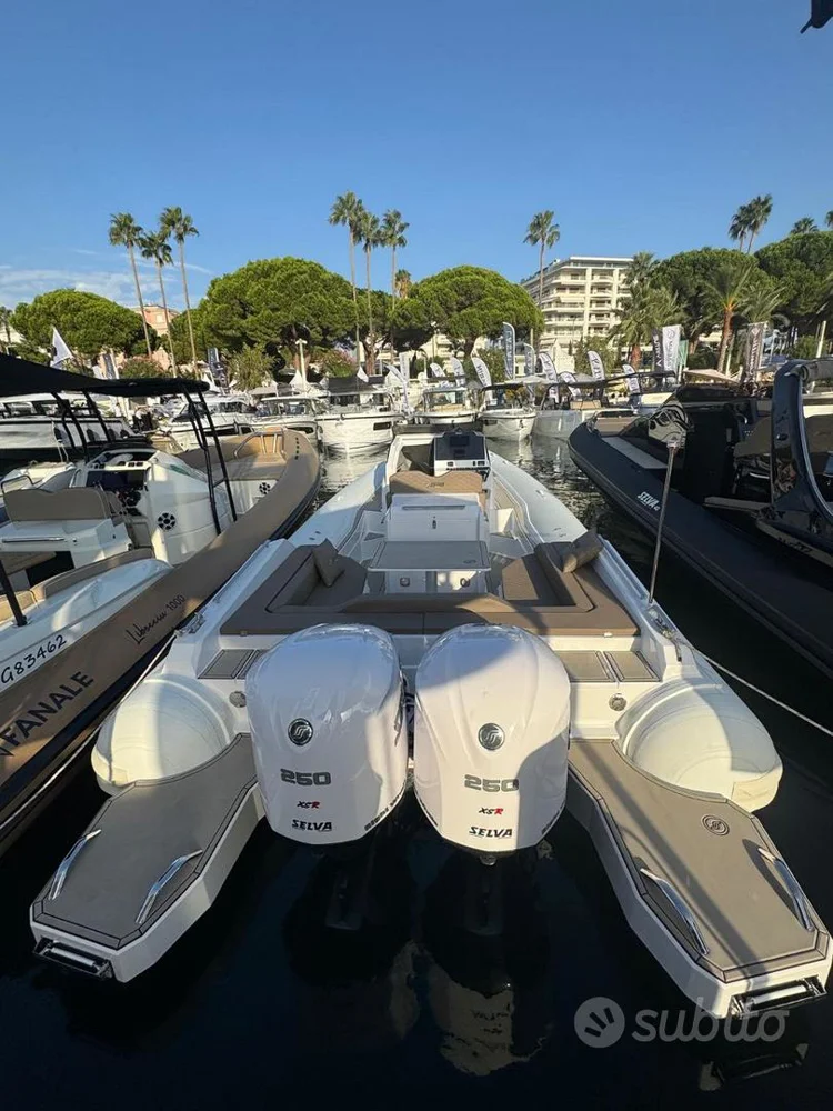 BoatPhoto.coverAlt