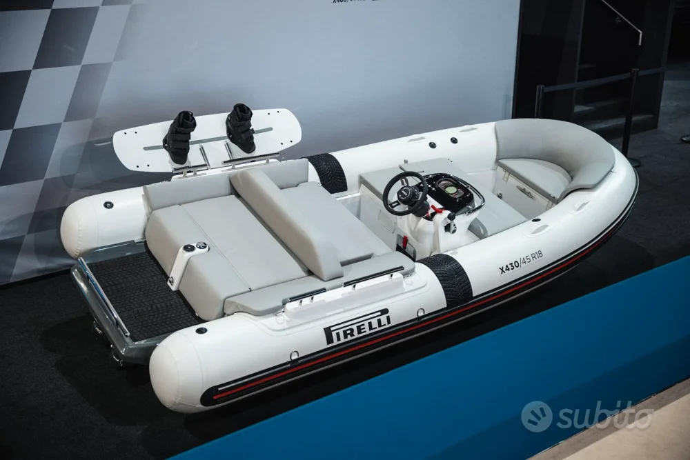 BoatPhoto.coverAlt