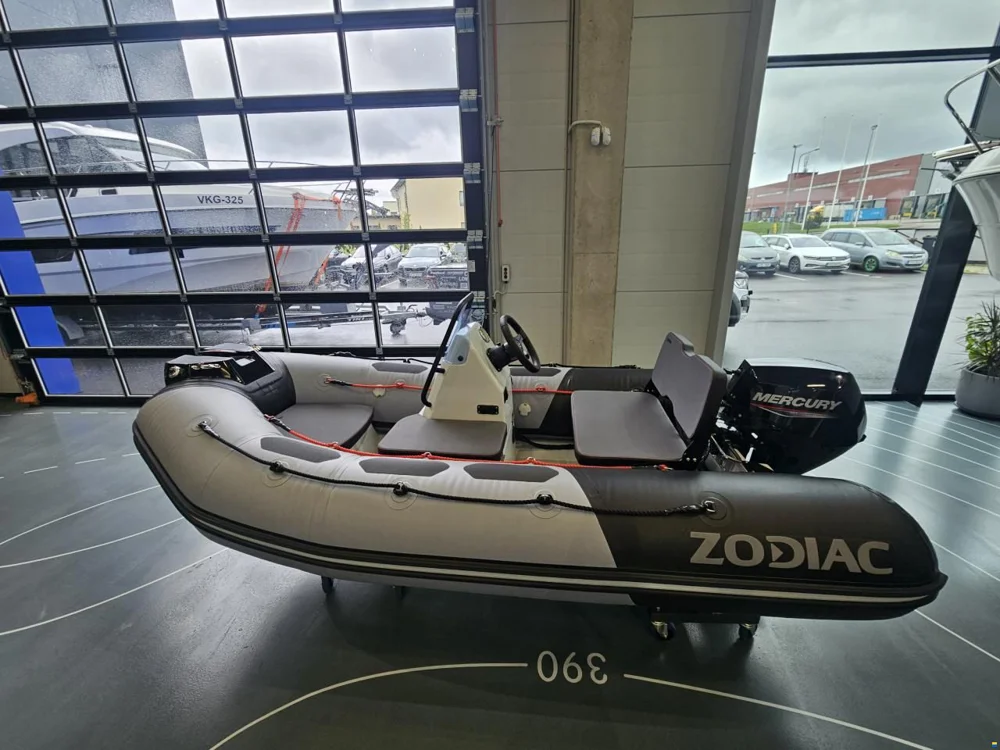 BoatPhoto.coverAlt