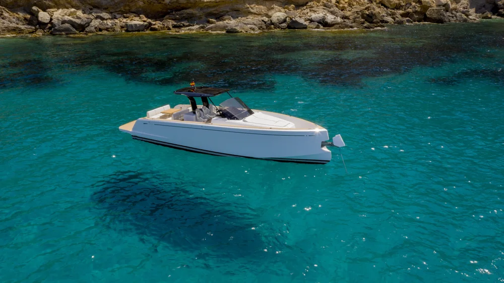 BoatPhoto.coverAlt