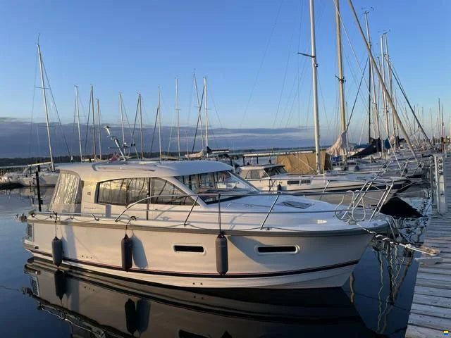 BoatPhoto.coverAlt