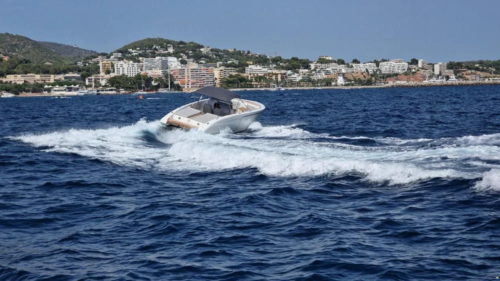 2020 Frauscher 1017 GT Air for sale in Santa Ponsa, Spain, photo 3 of 5