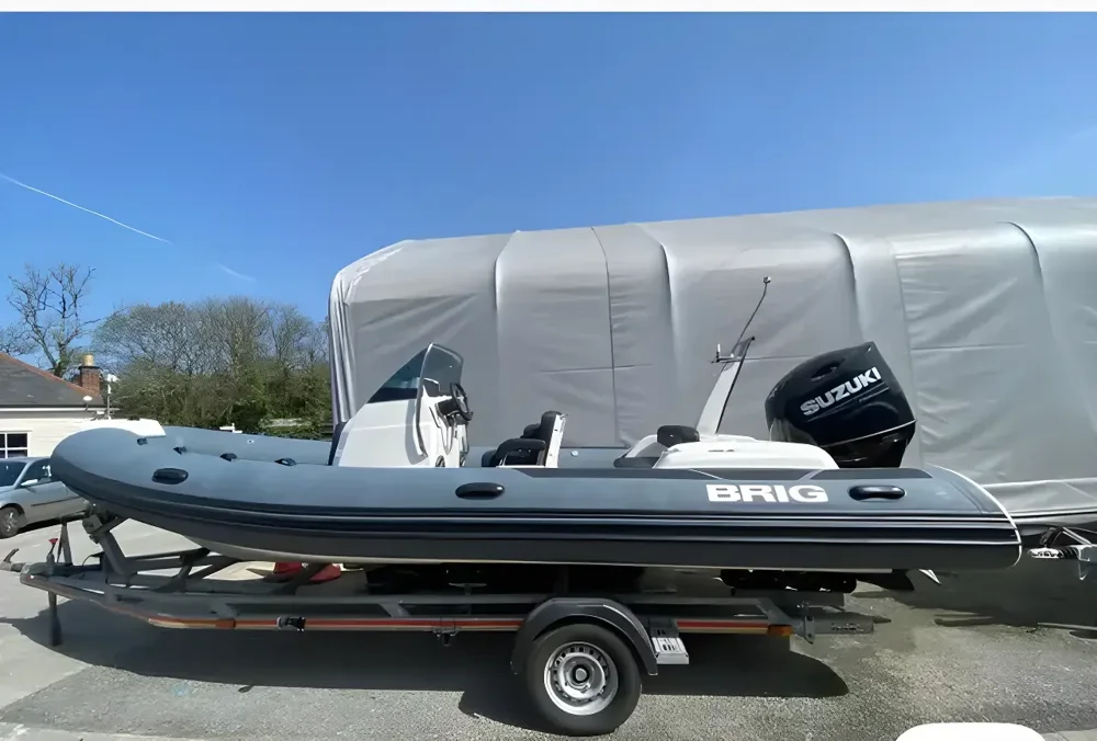 BoatPhoto.coverAlt