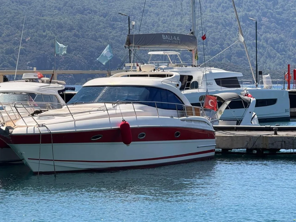 BoatPhoto.alt