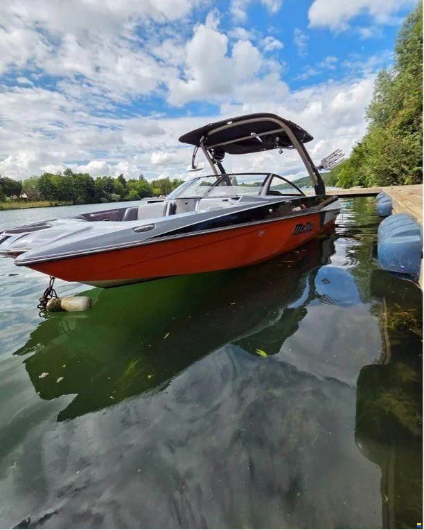 BoatPhoto.coverAlt
