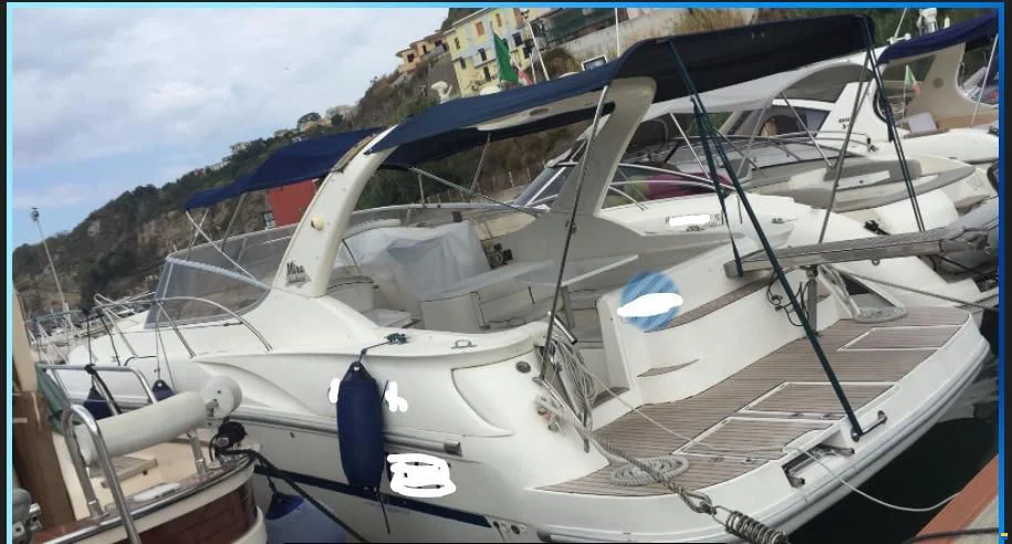 BoatPhoto.alt