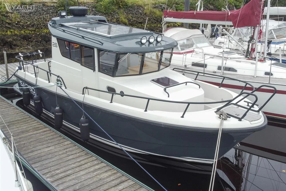 BoatPhoto.coverAlt