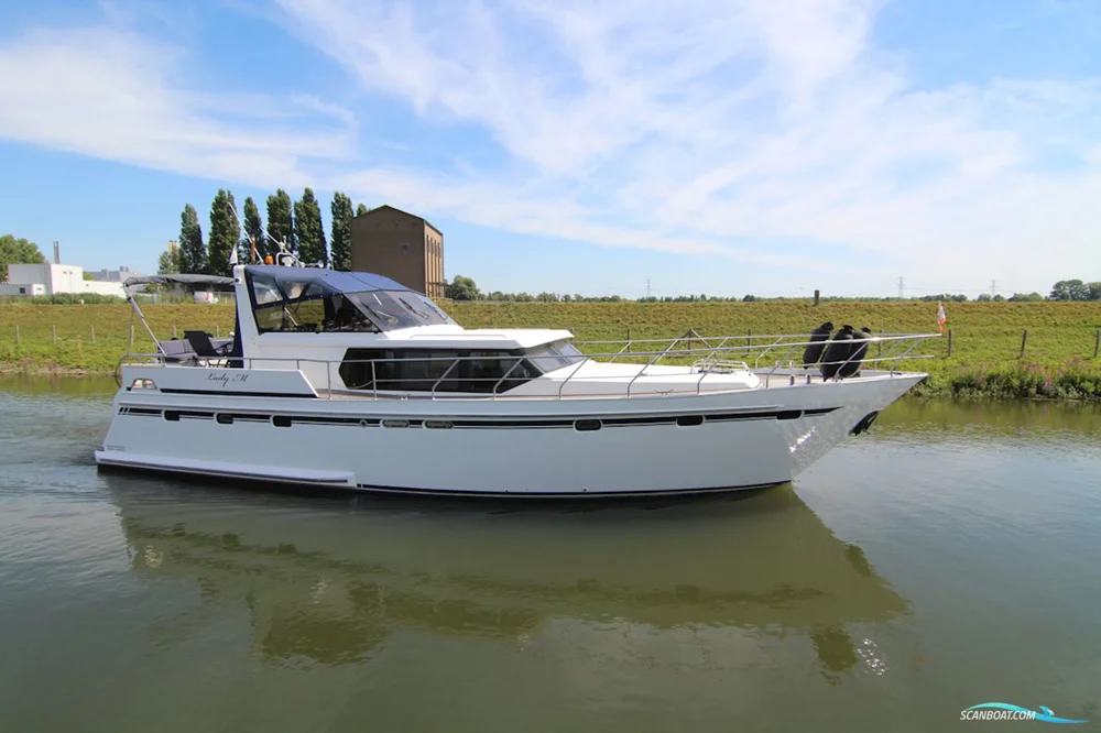 BoatPhoto.alt