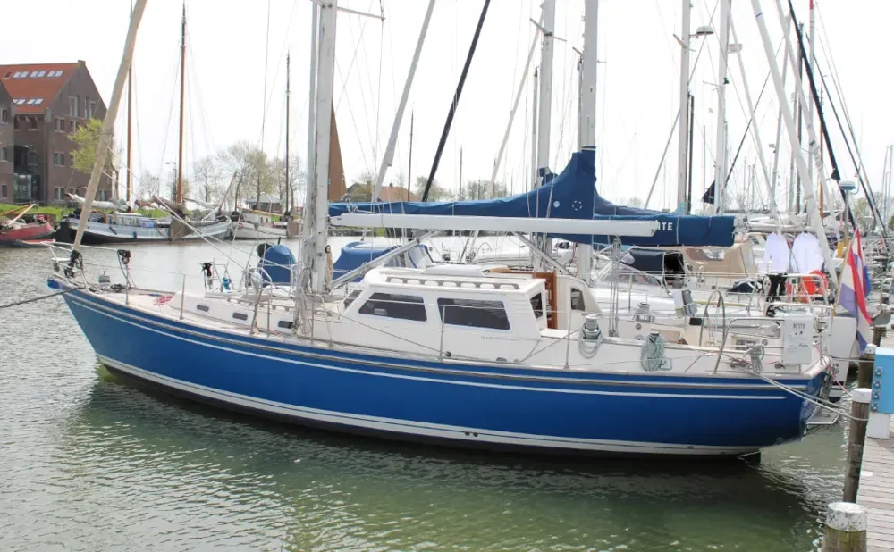 BoatPhoto.coverAlt