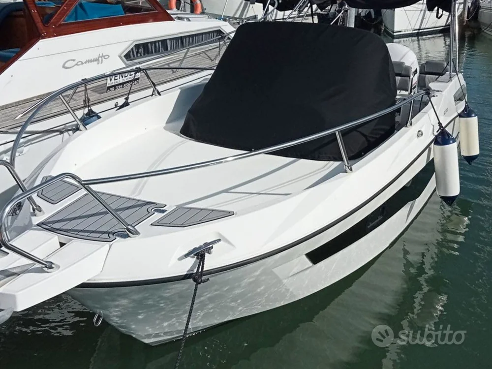 BoatPhoto.coverAlt