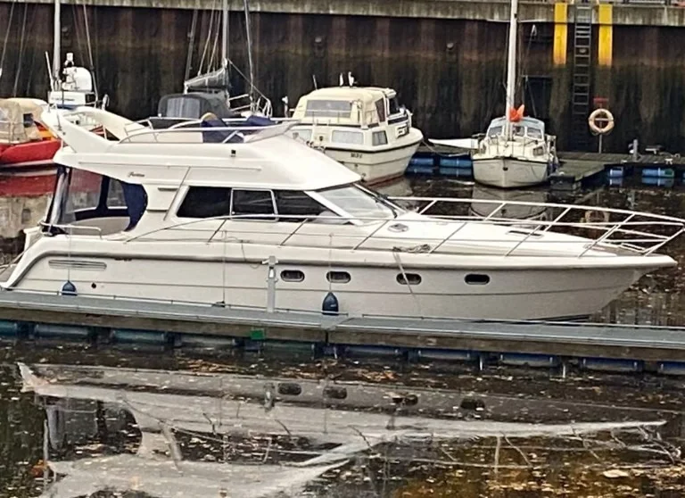 BoatPhoto.alt