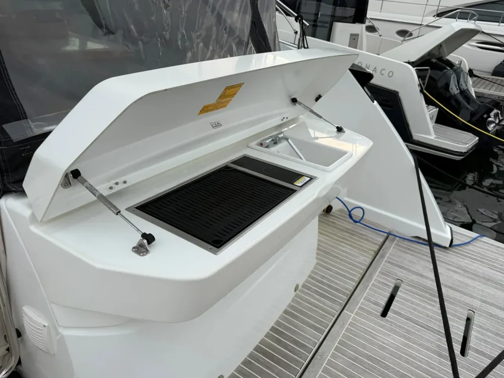 BoatPhoto.alt