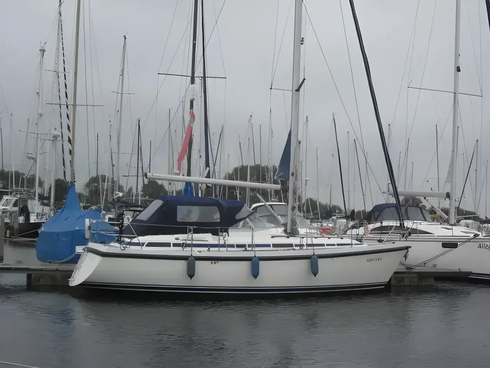 BoatPhoto.coverAlt