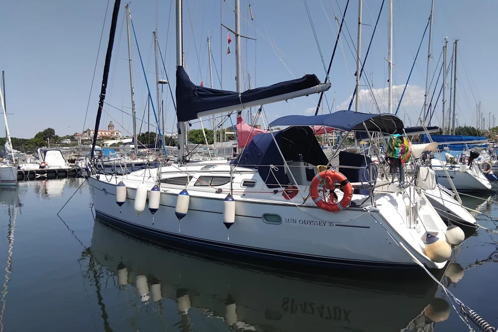 BoatPhoto.alt