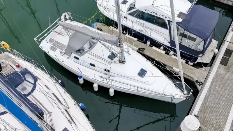 BoatPhoto.coverAlt