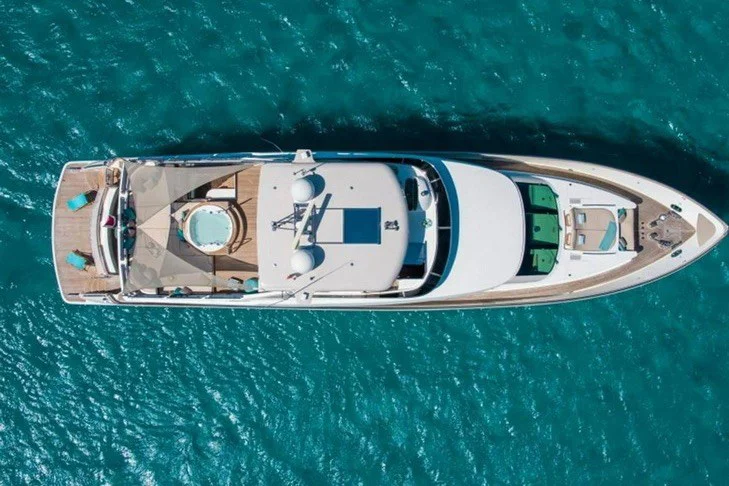 BoatPhoto.alt
