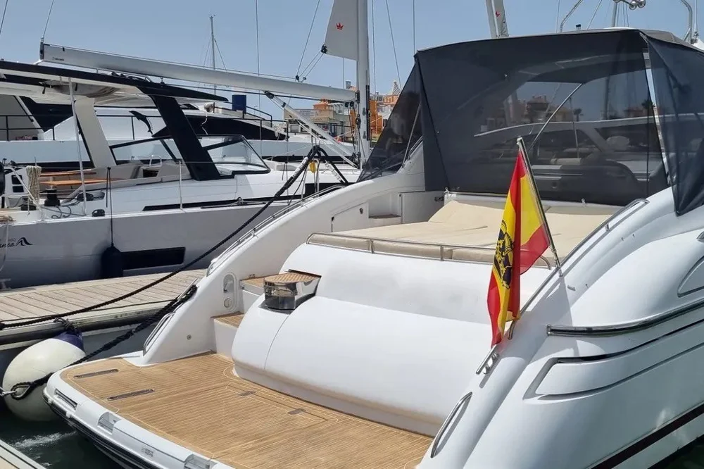 BoatPhoto.alt
