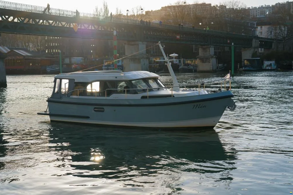 BoatPhoto.coverAlt