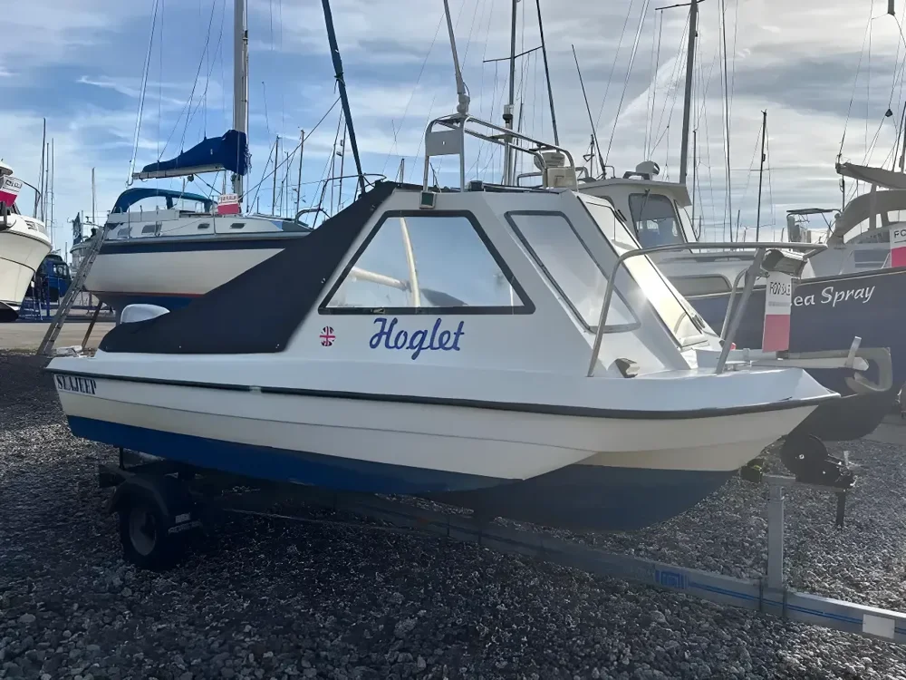 BoatPhoto.alt