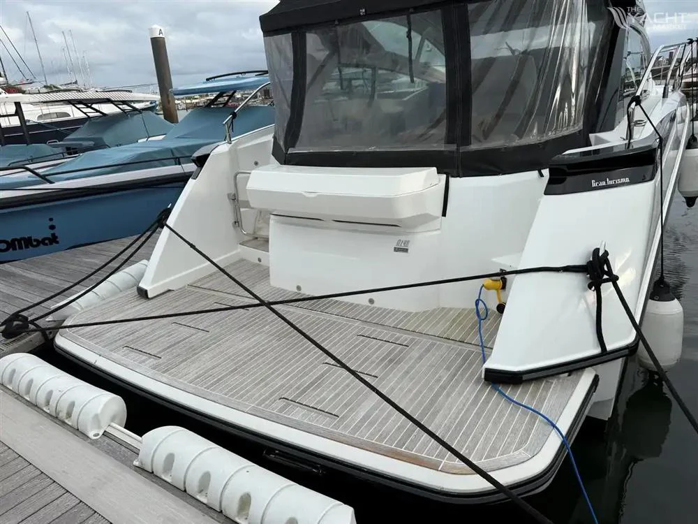 BoatPhoto.alt