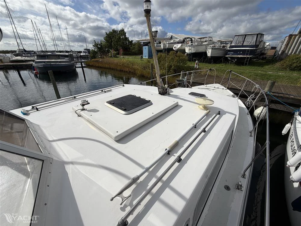 BoatPhoto.alt