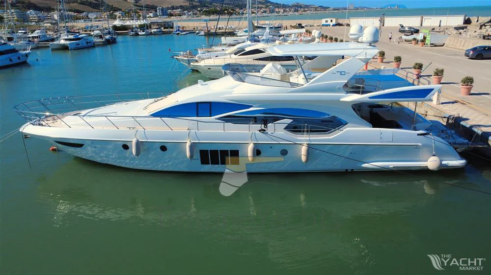 BoatPhoto.alt
