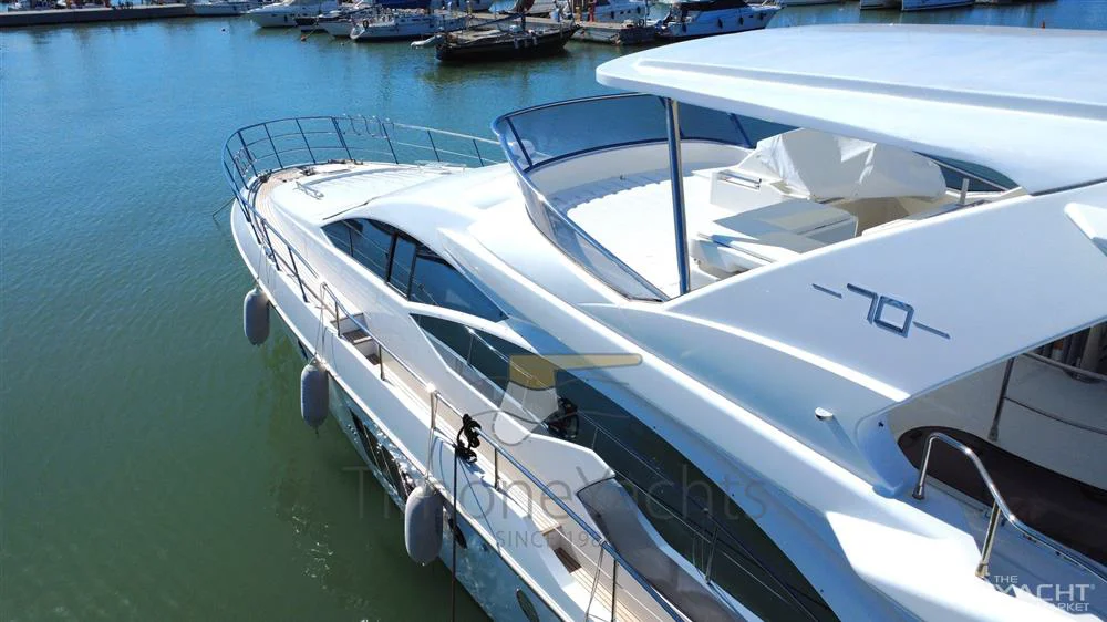 BoatPhoto.alt