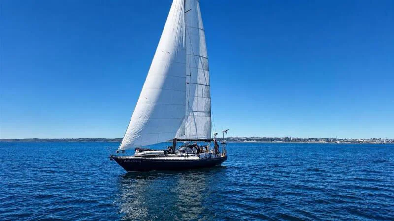 BoatPhoto.coverAlt