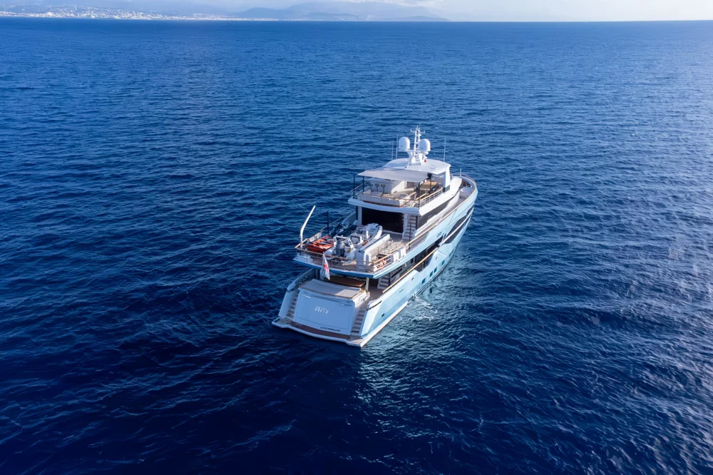 BoatPhoto.alt