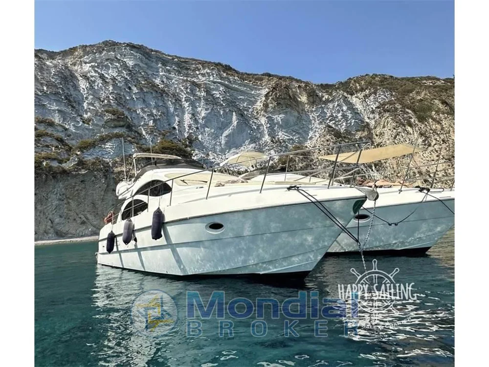 BoatPhoto.coverAlt