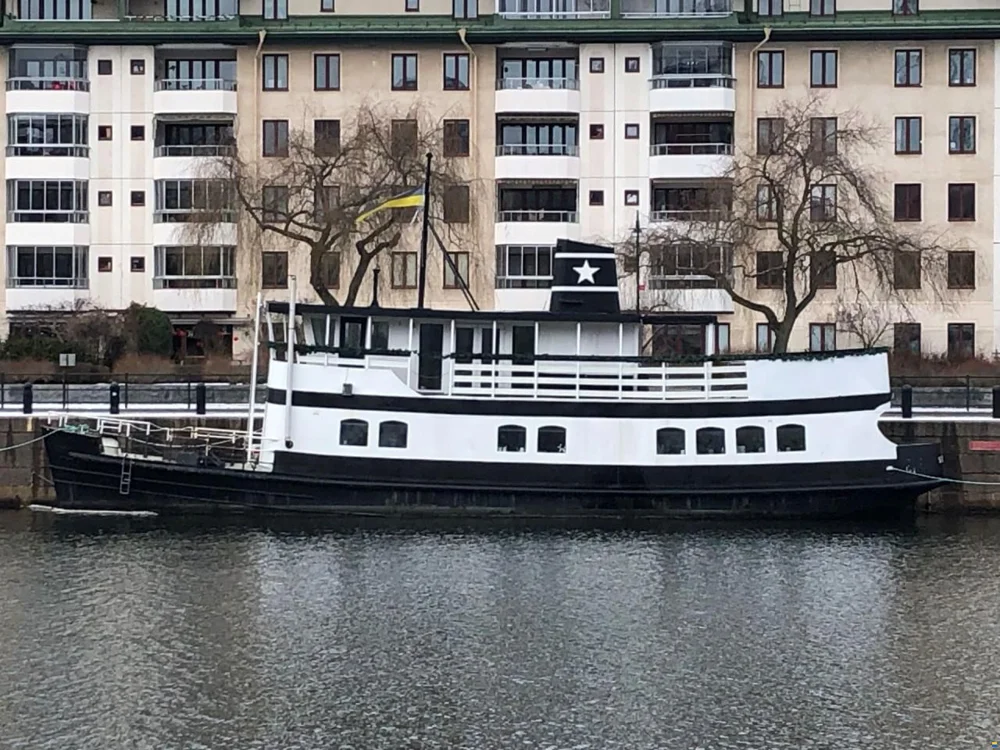 BoatPhoto.alt