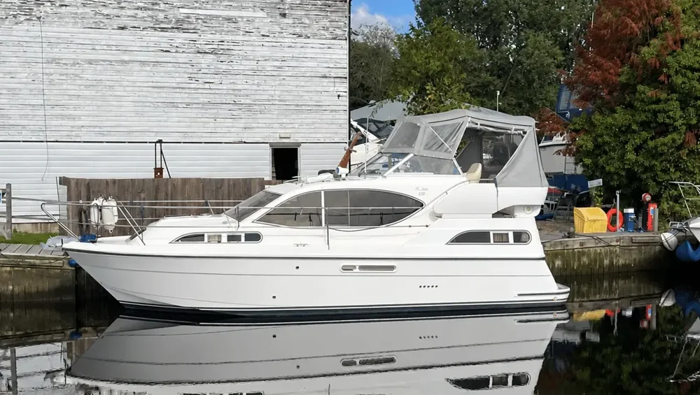 BoatPhoto.alt