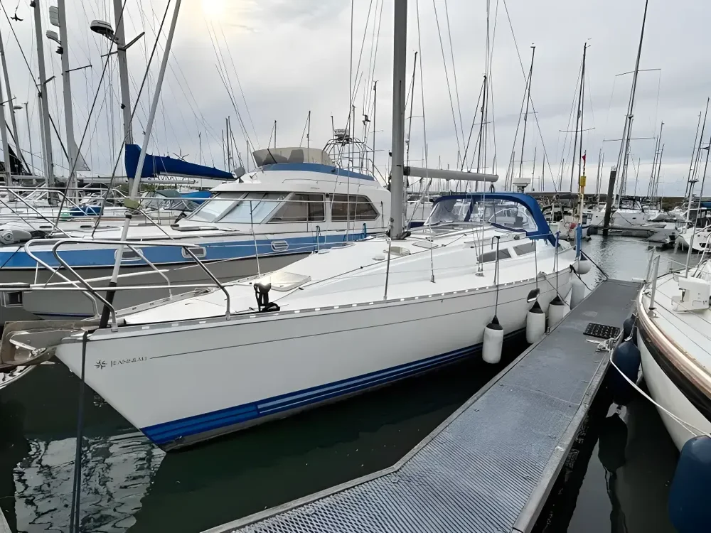 BoatPhoto.alt