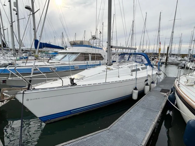 BoatPhoto.alt