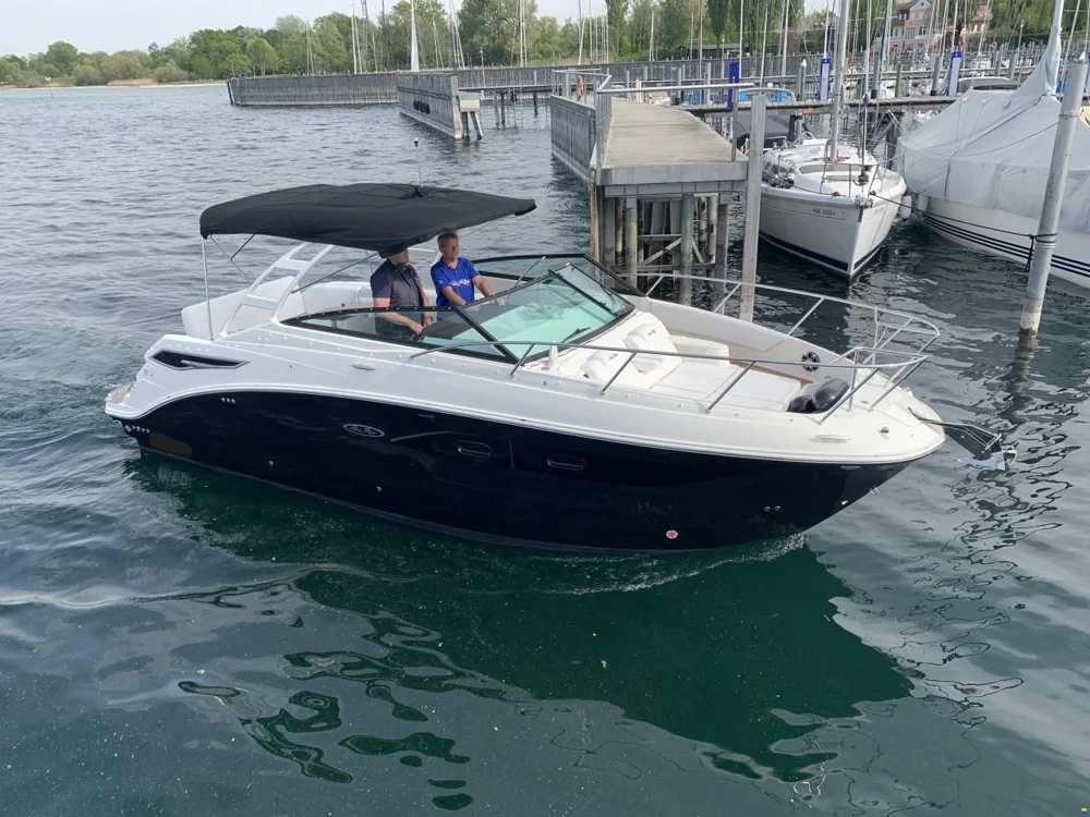 BoatPhoto.coverAlt