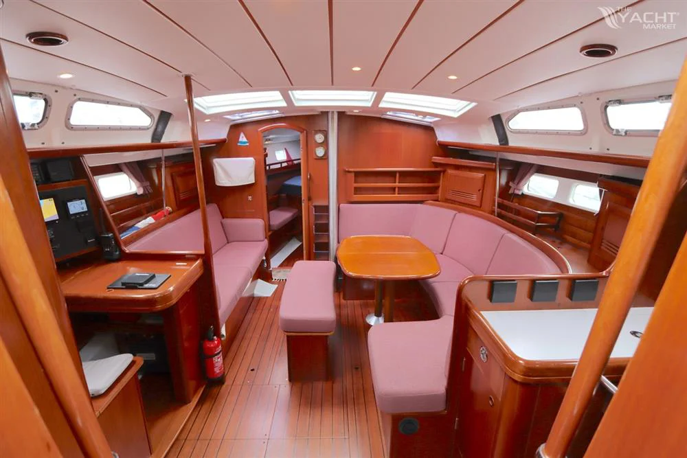 2004 BENETEAU Oceanis 423 Clipper for sale in The Netherlands, photo 2 of 5