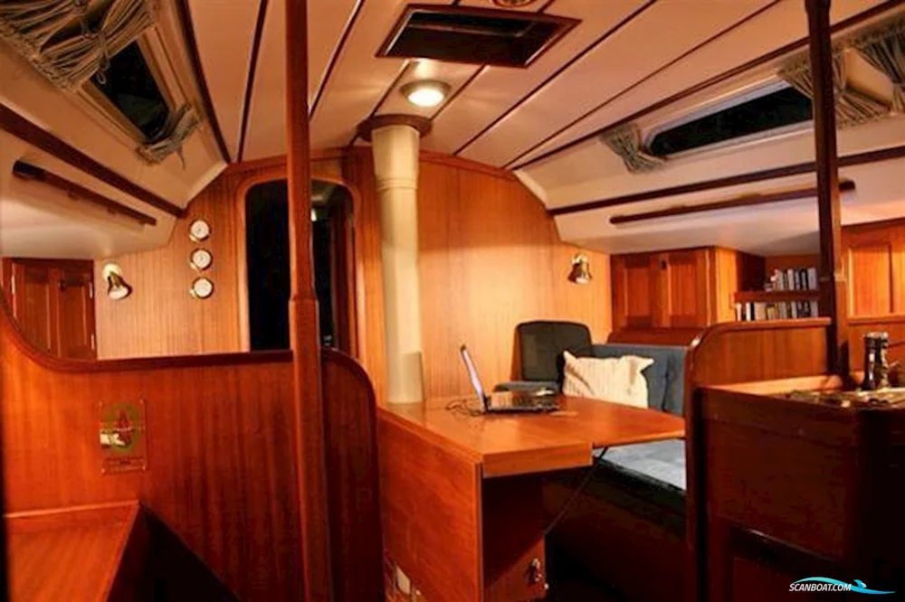BoatPhoto.alt