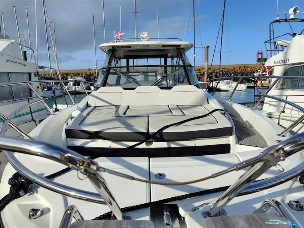 BoatPhoto.alt