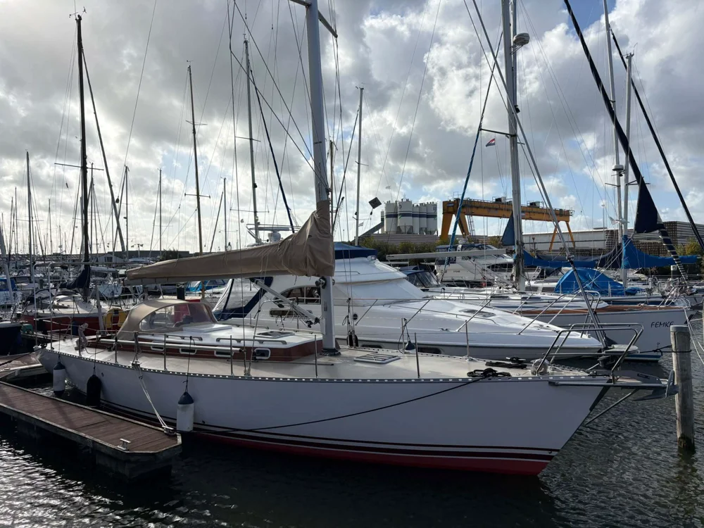 BoatPhoto.alt