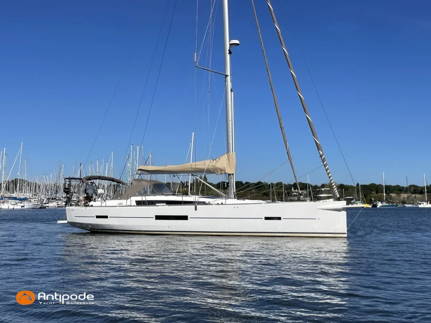 BoatPhoto.coverAlt