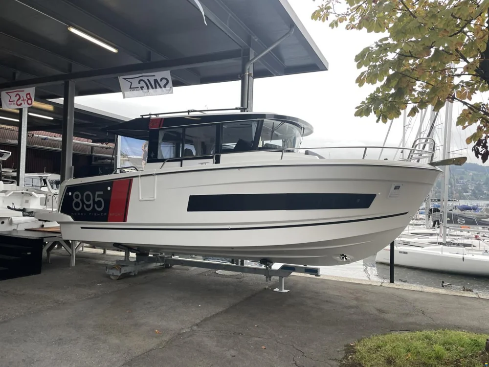 BoatPhoto.coverAlt