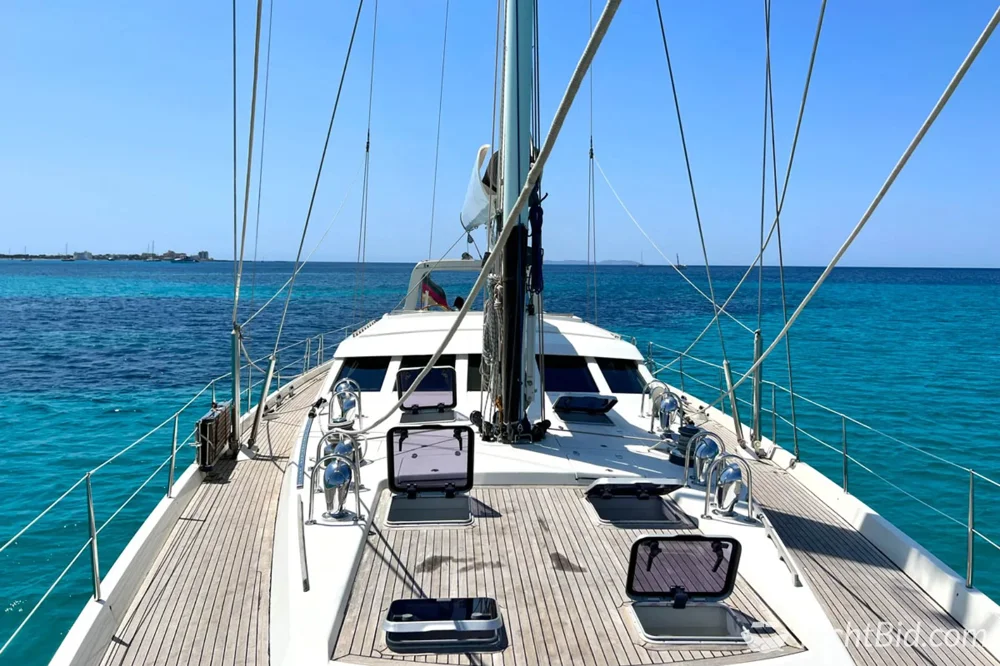 BoatPhoto.alt