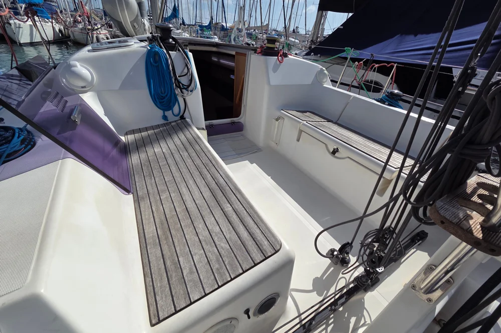 BoatPhoto.alt