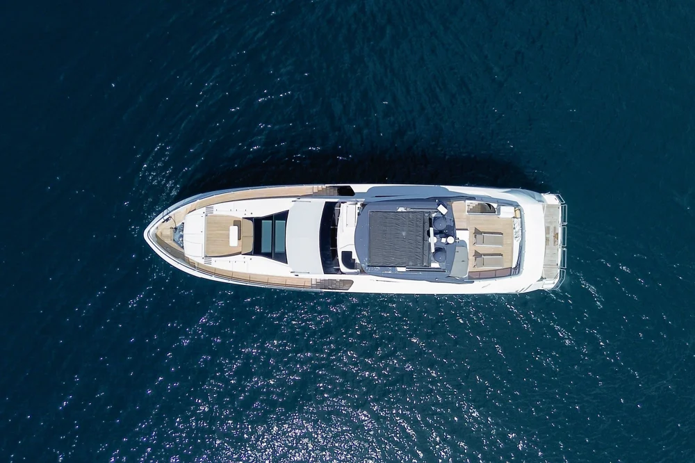 BoatPhoto.alt