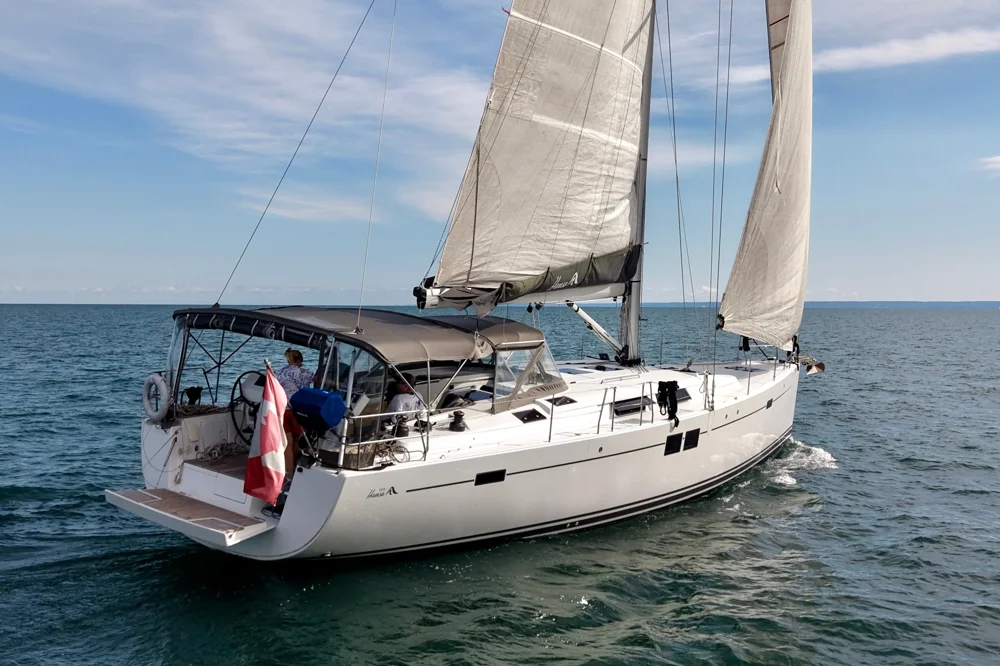 BoatPhoto.alt