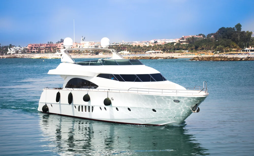 BoatPhoto.coverAlt
