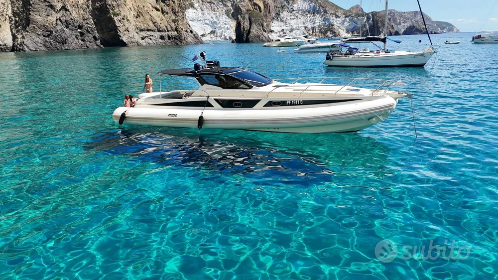BoatPhoto.coverAlt