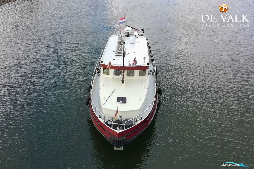 BoatPhoto.alt