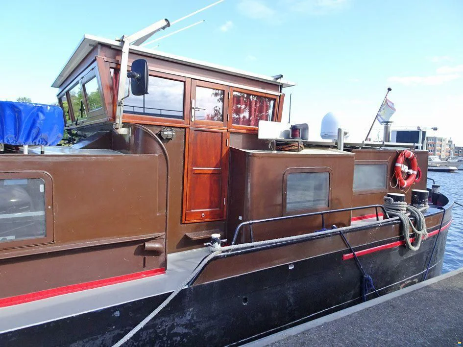 BoatPhoto.alt