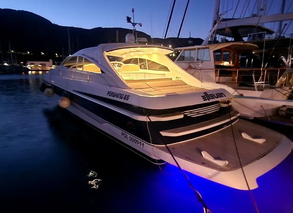BoatPhoto.alt